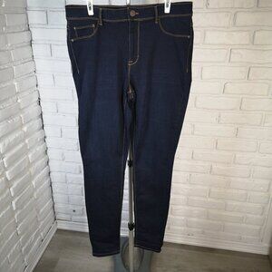 Jordache Super Skinny Ladies Size 12 Dark Wash Zipper & Button Closure Jeans